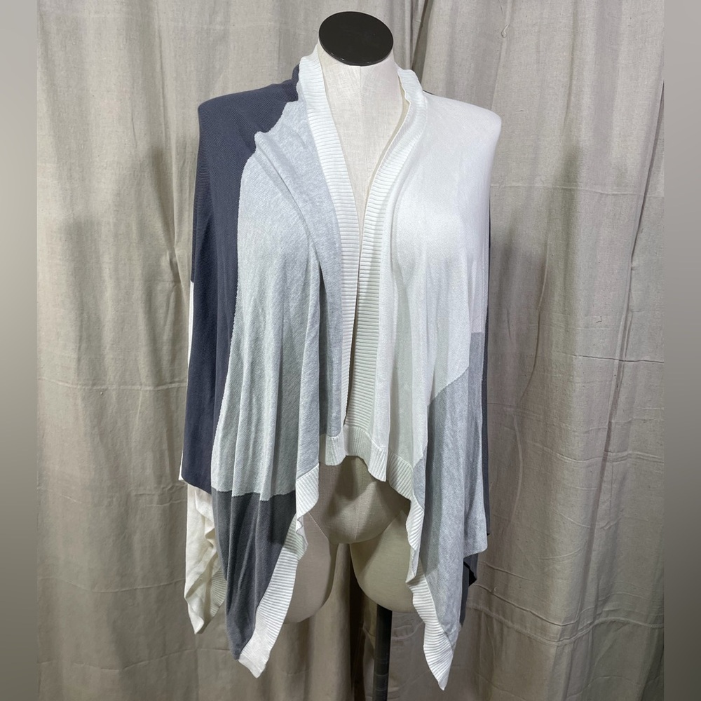 Lululemon Colorblock Hatha Wrap